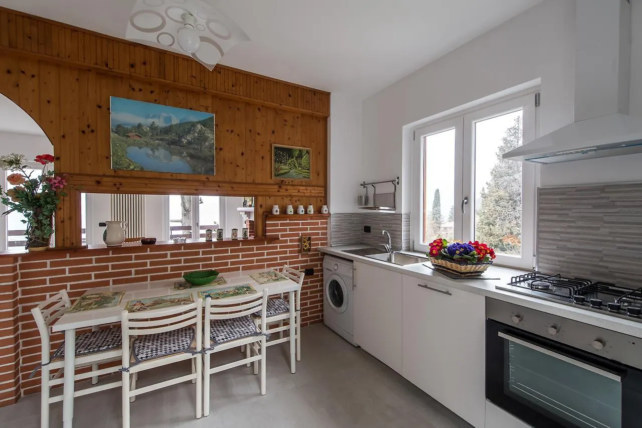 Apartment Villa Bianca Varenna